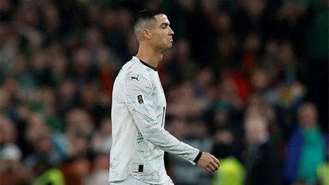 Cristiano Ronaldo chia tay ĐT Bồ Đào Nha