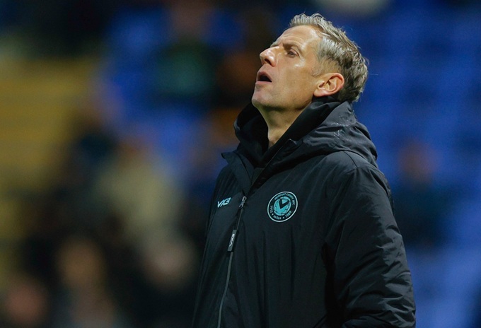 Cựu HLV của MU bị đội Hạng Tư Anh sa thải